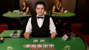 live casino holdem game